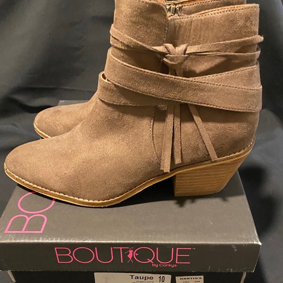 Boots - Picture 1 of 1